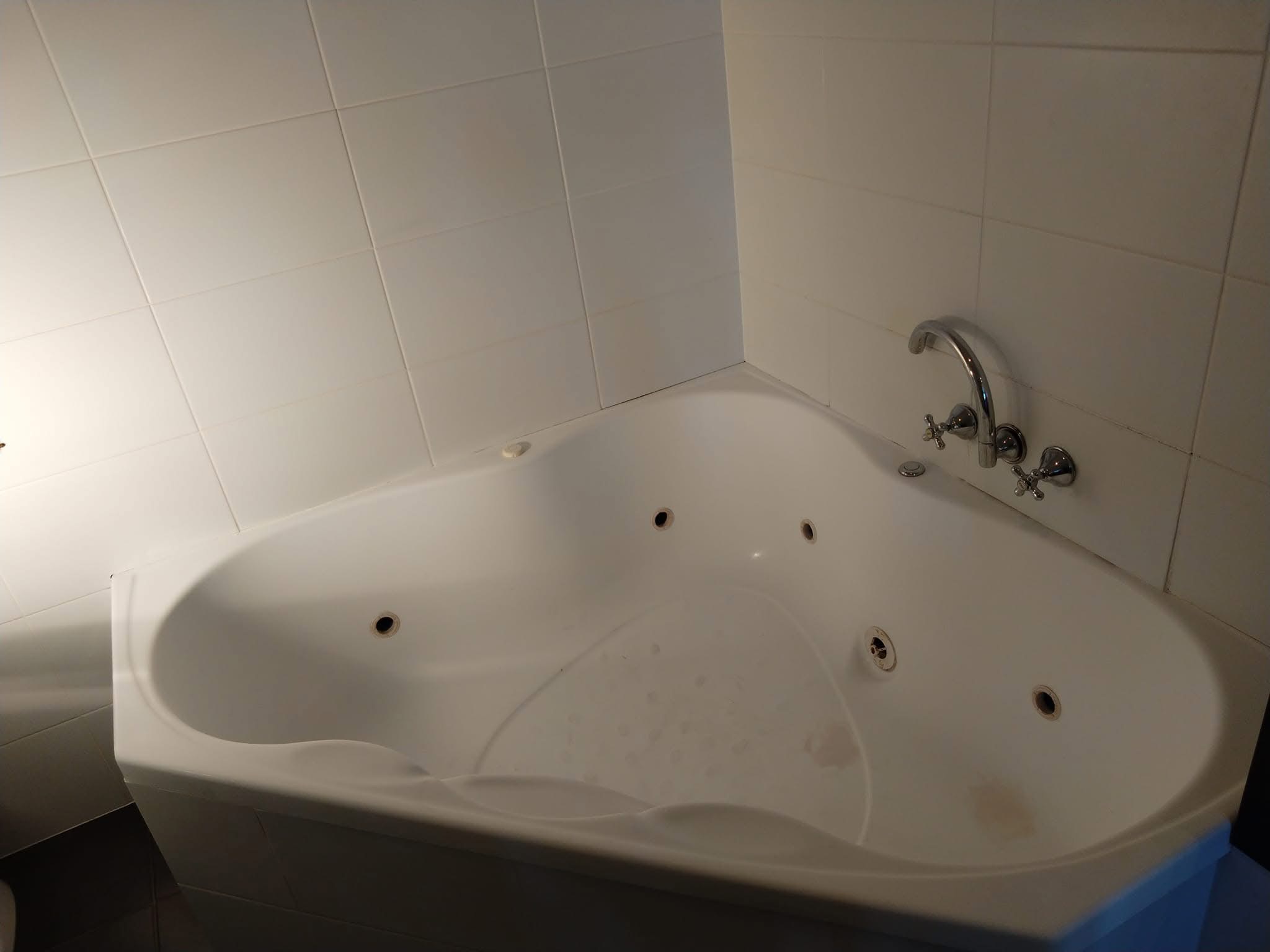 Before - Bath Resurfacing